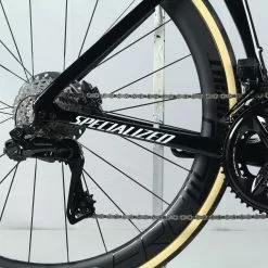 Werideon Cycling Shop Specialized S-Works Tarmac SL7 - Grey Spectraflair - SANS ROUES !NEUF! 9 Werideon Cycling Shop Specialized S-Works Tarmac SL7 - Grey Spectraflair - SANS ROUES !NEUF! -Vélos Soldes IMG 0009 def74e77 5226 49ff 9fbf ec99d7c0224d scaled